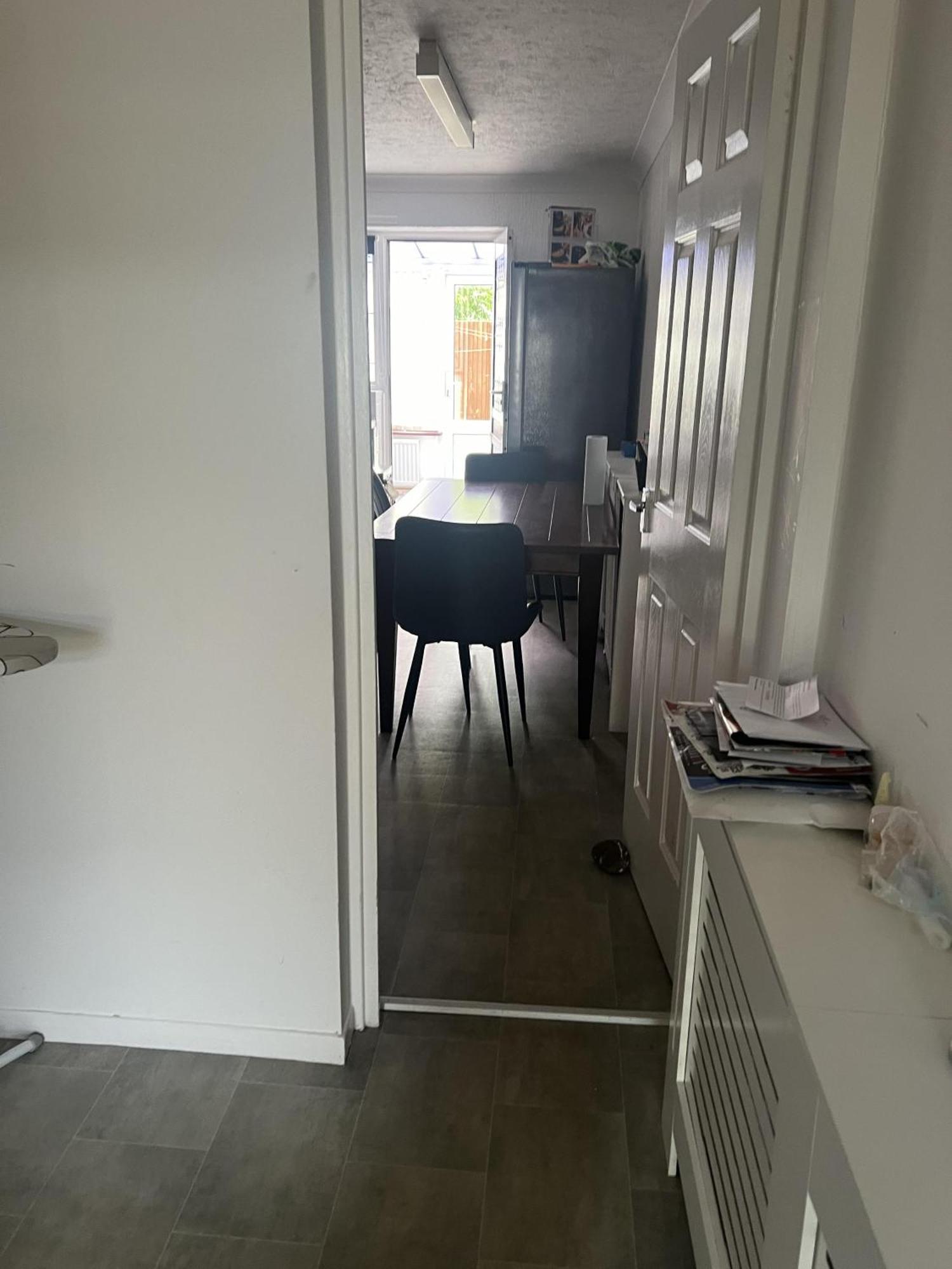 Basildon 3 Bedroom - Free Parking Private Garden מראה חיצוני תמונה